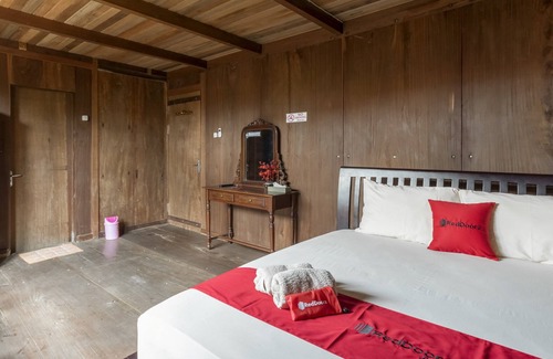 Sewon House | RedDoorz @ Omah Kayu Homestay