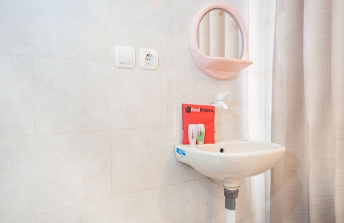 Sedati Hotel | RedDoorz @ Sedati