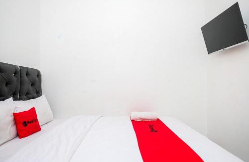 Kalianget Hotel | RedDoorz Syariah near Alun Alun Wonosobo 4