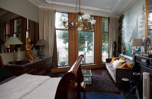 Amsterdam City Centre Bed & Breakfast | Redlightdistrict chinacitycentre partypalace