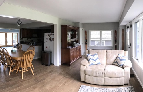 Abbot House | Reduced - Leaf Peeper Special