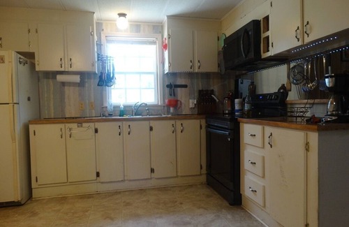Port St. Joe House | Reduced rates! Gated house 3/2 close to everything! Pet friendly. Book now!