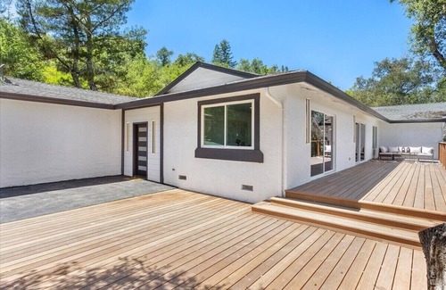 Los Gatos House | Redwood Haven: Your Santa Cruz Mountains Gateway