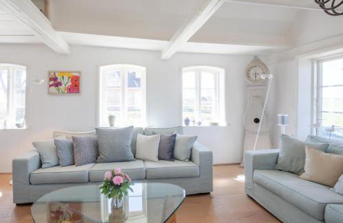 Aventoft House | Reethüs Rosenkranz