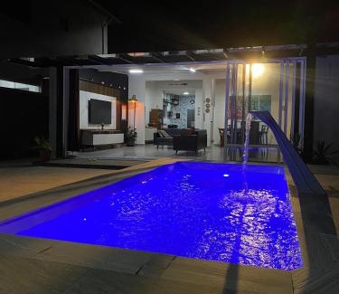 Horto House | Refúgio do Litoral , Casa com Piscina Privativa