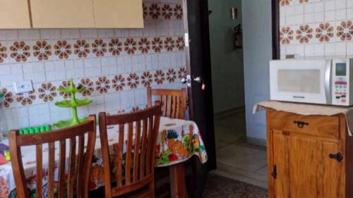 Jardim Tejereba Apartment | Refúgio, Sofisticação e Conforto em Guarujá