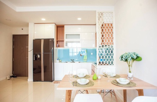 Hang Xanh Apartment | Refined Saigon - Vinhome Central Park