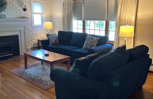 Narragansett House | Refurbished Cape with air close to beach with great outdoor amenities