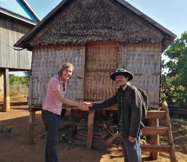 Ban Lung House | Reggae bar homestay& Sona trekking tour