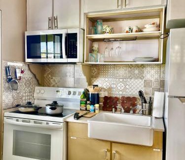 Guzman Abajo House | Rehobot MountainView-Hidden Rainforest Gem