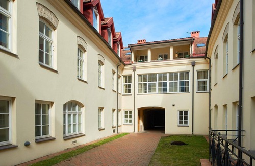 Old Town Apartment | ReHouse