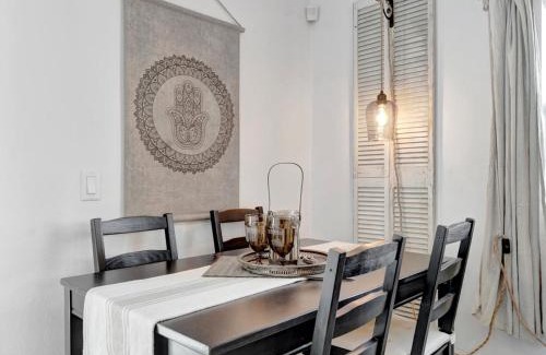 Largo Apartment | Reimagine Relaxation - Discover A Luxury Vacation That Inspires!