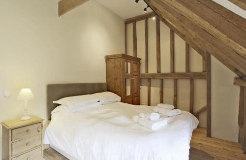 Saxmundham House | Reindeer Cottage Sternfield