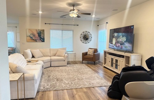 Centennial Hills House | Rejuvenating Desert Oasis — Sauna Jacuzzi Massage Hiking Heaven