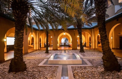 Pemba House | Relax and Recharge! Outdoor Pool, Close to Wimbe Beach!