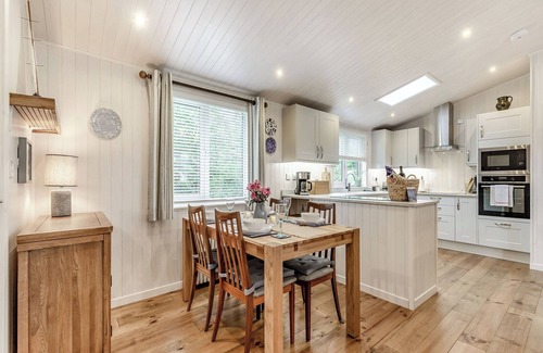 Hundall Cottage | Relax and refresh with a stay at Rosemary Lodge.