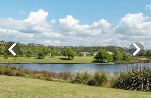 Tauranga House | RELAX at The Lake