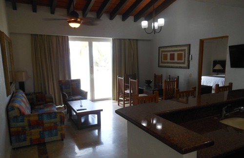 Punta de Mita Resort | Relax by the Ocean-2 BR Suite-ADULTS ONLY, All-inclusive resort