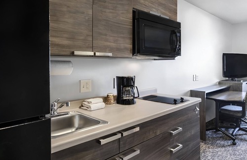 Watertown Hotel | Relax in a Room Designed for Comfort and Cleanliness - 3 Units with Full Kitchen