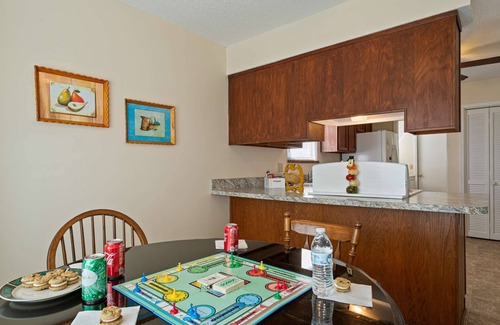 Southside House | Relax in Comfort at Blue Heron |Dogs Ok |Fenced |Grill |Near St Johns River, Golf Courses & Dining