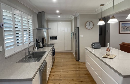 Windang House | Relax on Waratah