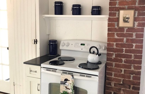 Mount Sunapee House | Relax with Family at this Historic Lakefront Cottage with Long Deep Water Dock