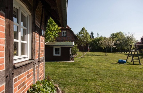 Kirchlinteln House | Relaxation and tranquillity in the countryside, large garden, dogs welcome