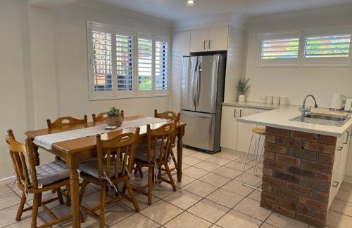 Gerringong House | Relaxed guest house near Werri Beach