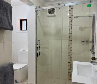 Gerringong House | Relaxed guest house near Werri Beach