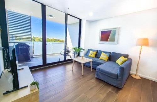 Sydney Olympic Park Apartment | Relaxing 1BR w Pools & SPA, Gym in Olympic Park