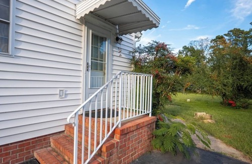 Wyndham House | Relaxing 3-bedroom home ,large patio & Backyard Oasis