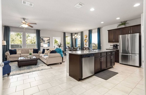 San Antonio House | Relaxing 3BR Oasis Near SeaWorld