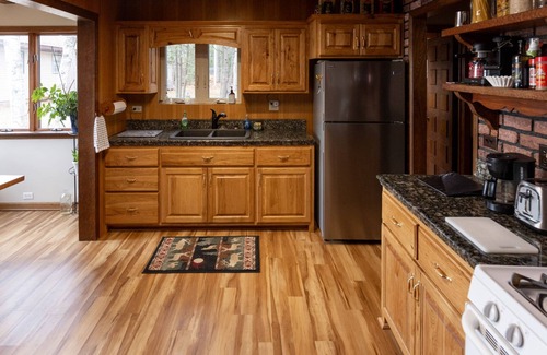 Hayward Cabin | Relaxing cabin on Beaver Lake, by Namekagon River and close to Hayward