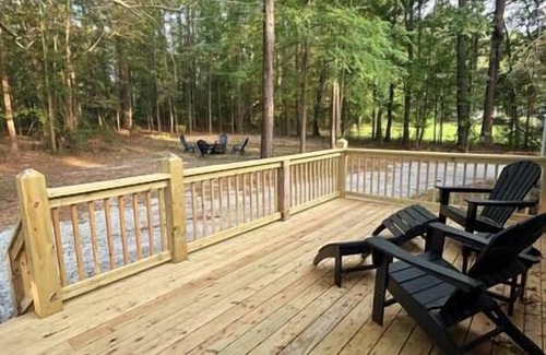Thomson House | Relaxing Cabin Near Raysville