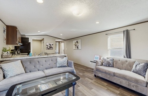 Hendersonville House | Relaxing farm setting, enjoy live animals from the porch with W/D, & AC