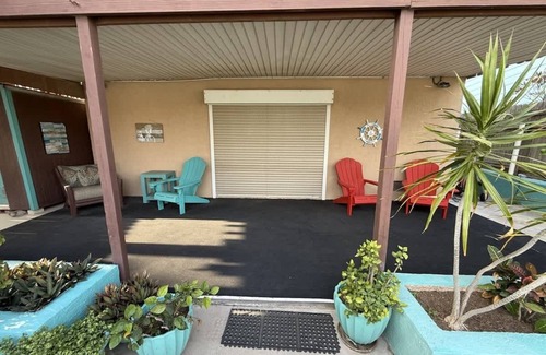 Port Isabel House | Relaxing Gulf Coast Getaway with a Waterfront Deck