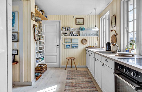 Rrvig House | Relaxing holiday at the water's edge