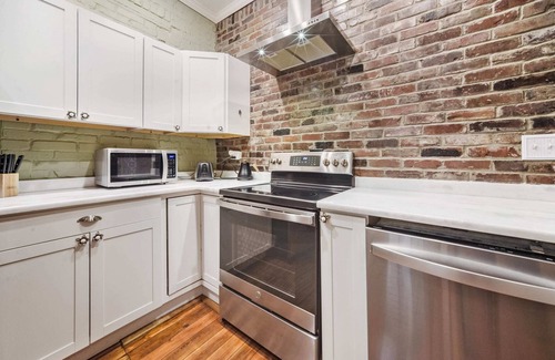 Shelby Park House | Relaxing Home | Close to Shelby Park & Downtown!