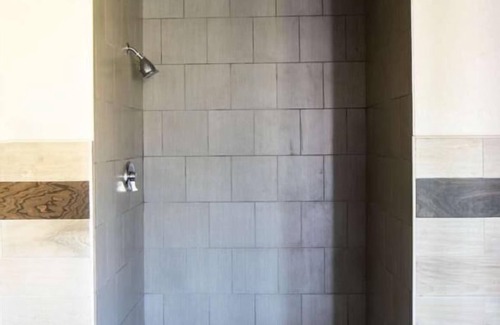 Sequim Hotel | Relaxing Stay at Red Lion Inn & Suites Sequim, Minutes from Sequim State Park!