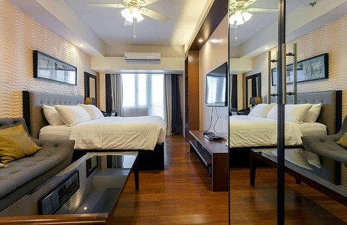 Tagaytay Hotel | Relaxing Wind