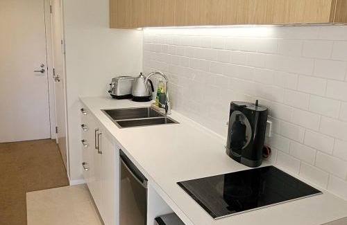 Frankton Apartment | Remarkables Courtyard Studio