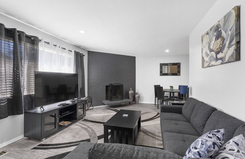 South Westside Apartment | Remodeled 3 bedroom/2 story with AC