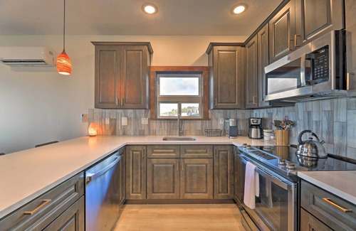 Waldport Cottage | Remodeled Sanderling Sea Cottages, Unit 4