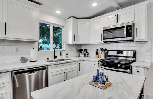 West Sacramento House | Remodeled West Sacramento home in quiet location!