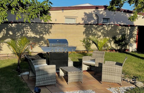 Highland Garden Cottage | Renovated 1 Bedroom/1Bath with Washer and Dryer