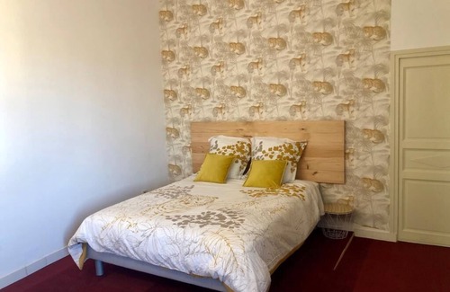 Puilboreau House | Renovated 19th century farmhouse