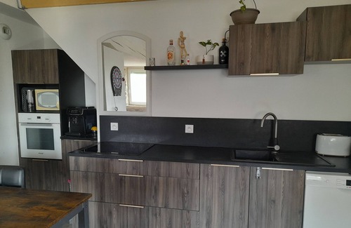 Ouveillan House | Renovated 3-bedroom barn sleeps 6