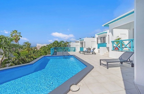 Pelican Key Apartment | Renovated Apartment with pool at the garden #6