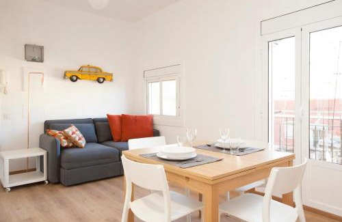 Barceloneta Apartment | Renovated apartment with sea view, VJ