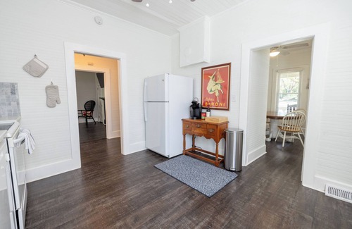 Seneca House | Renovated Bungalow 1 Block from Downtown Seneca! 7 miles from Clemson!